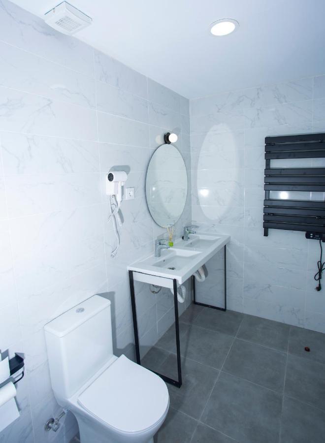 Sg Rooms Consuegra Exterior photo
